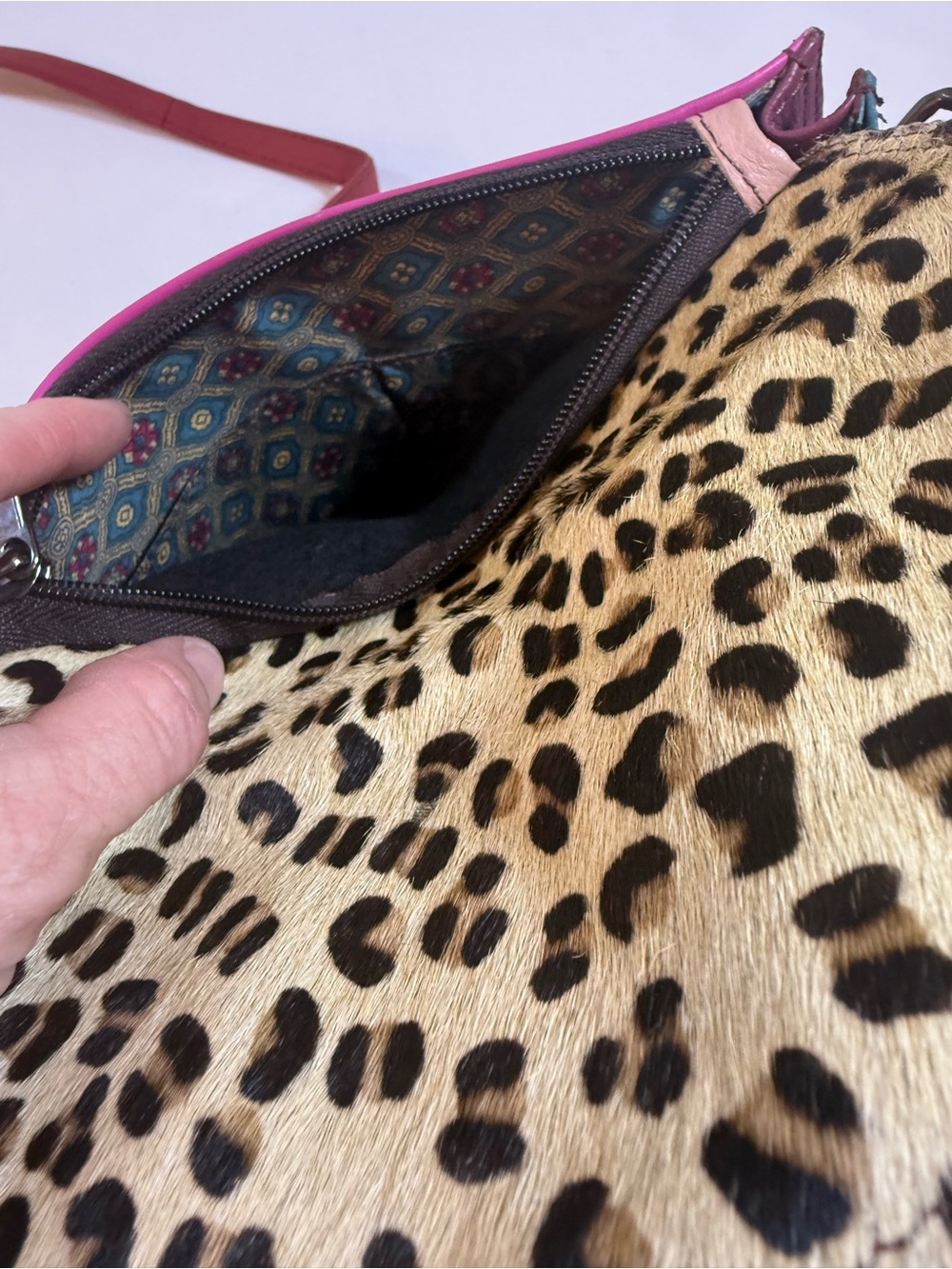 Soruka Reversible Crossbody Bag
Handcrafted Upcycled Leopard Colorblock
NWOT - Picture 9 of 15
